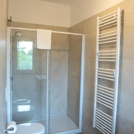 Solagna مزرعة للإقامة Colli del Tronto